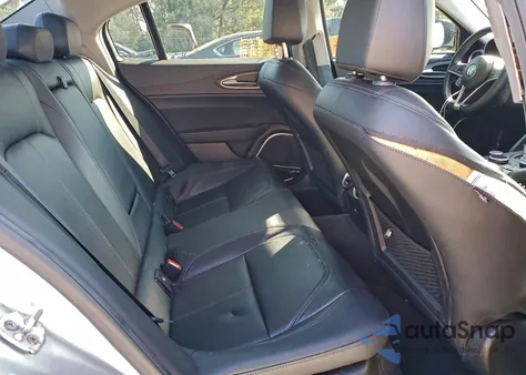 2019 Alfa Romeo Giulia Ti z USA, uszkodzony, nr VIN ZARFAMBN1K7609640